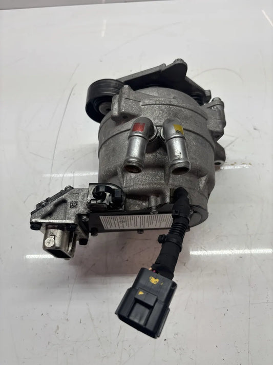 Alternador Hyundai Kia Ioniq Niro 1.6 GDI Hybrid G4LE 37390-03900