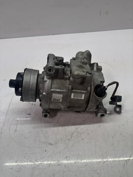 Compresor de aire acondicionado Audi A8 D4 4.0 TFSI CEUA CEU C