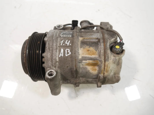 Compresor de aire acondicionado Mercedes-Benz Sprinter 2.2 CDI EURO6 OM651.958 A0008303202