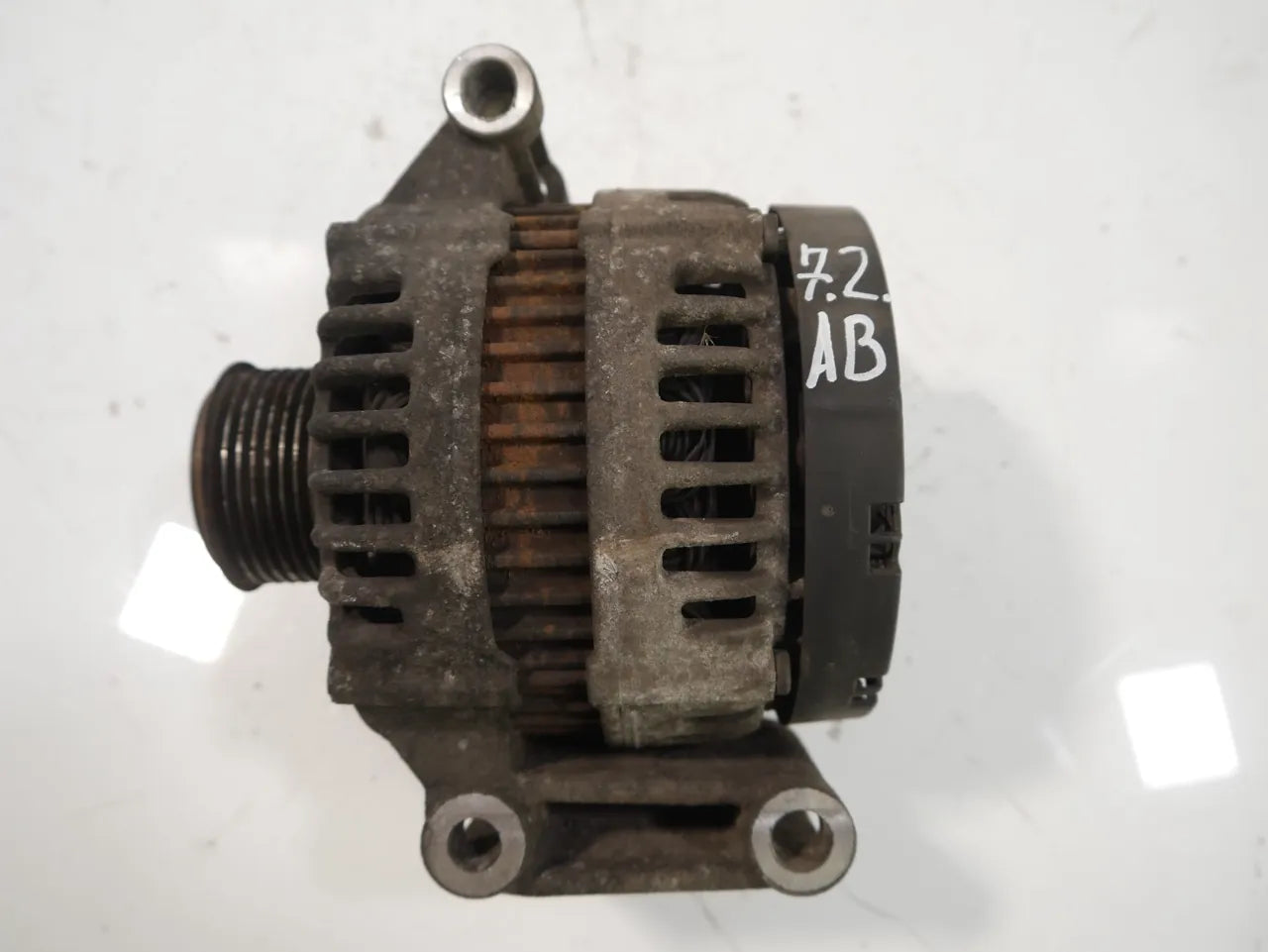 Alternador Ford Transit FD 2.4 TDCi JXFA 0121615003