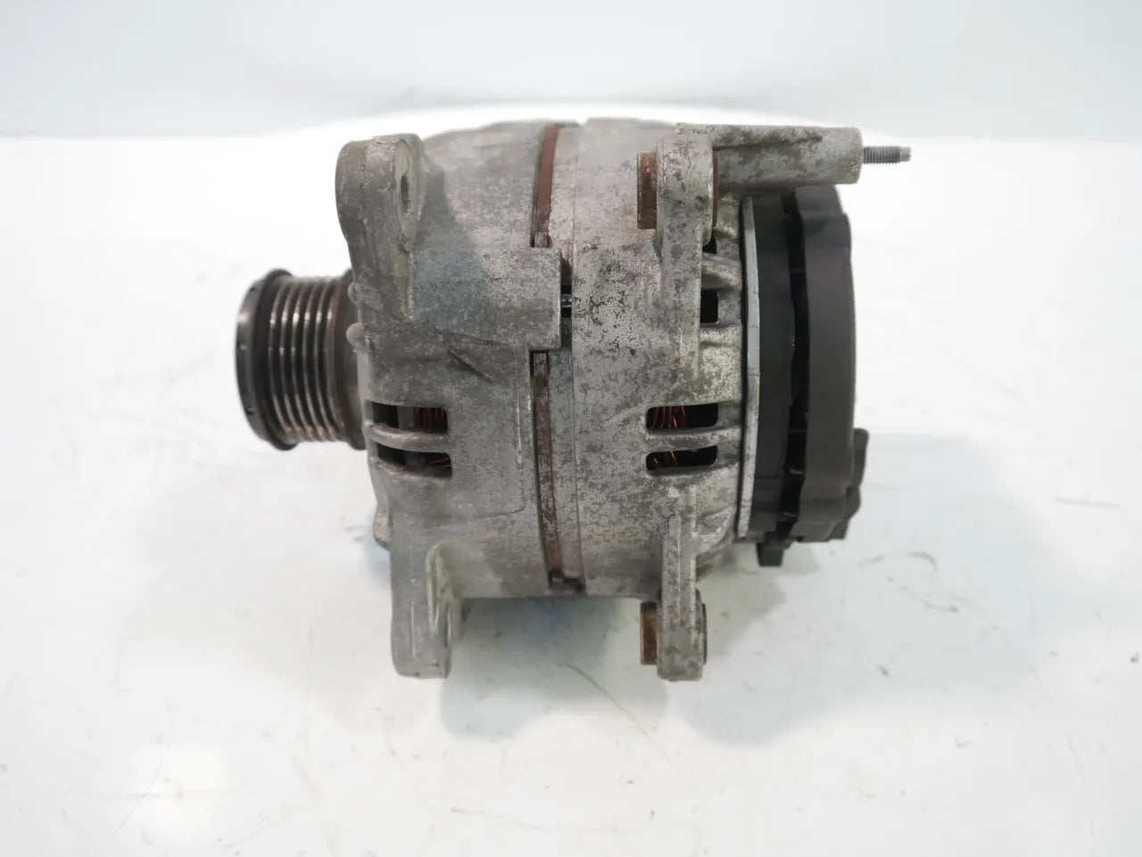 Alternador Volkswagen Audi Passat A3 1.6 TDI CAYC CAY 03L903023F
