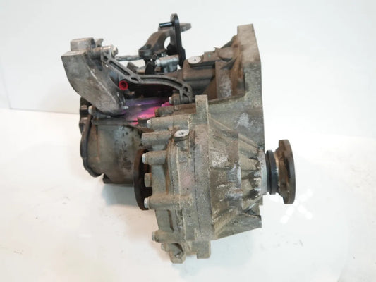 Caja de cambios manual Volkswagen Audi Passat A3 1.6 TDI CAYC CAY LHW 0A4300046E 5 velocidades