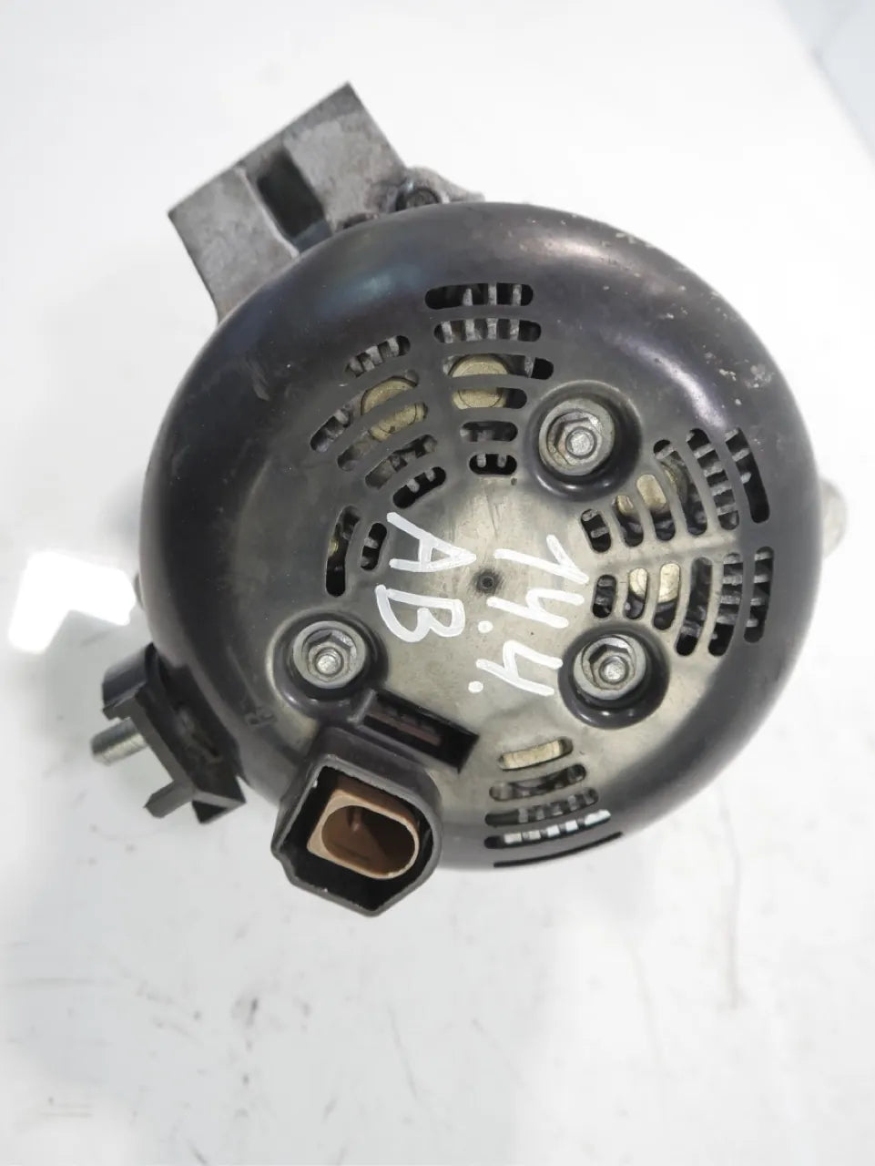 Alternador Jaguar Land Rover XF XJ 3.0 D 306DT TDV6 8X23-10300-CB