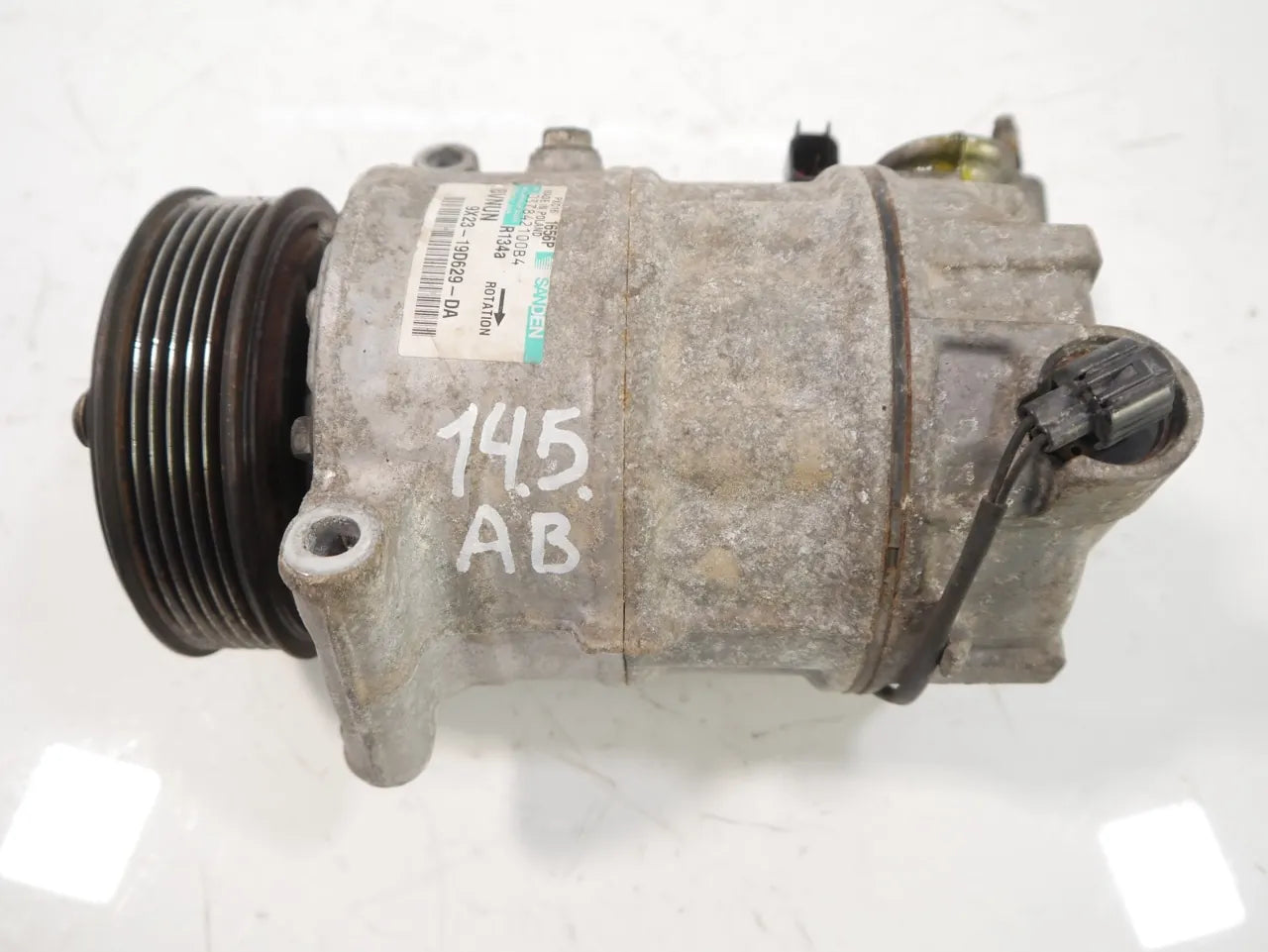 Compresor de aire acondicionado Jaguar Land Rover XF XJ 3.0 D 306DT TDV6 9X23-19D629-DA