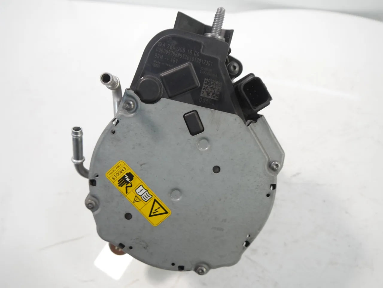 Alternador Mercedes-Benz 1.5 M264.915 264.915 M264 A2649001000