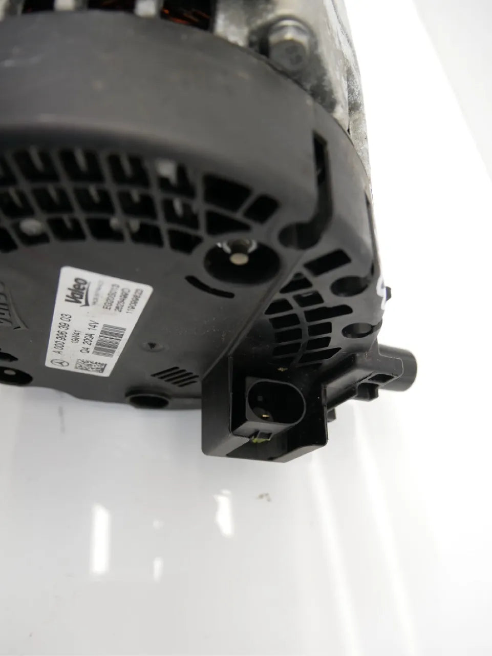 Alternador Mercedes-Benz Clase A A200d 2.0 OM654.920 654.920 A0009063903