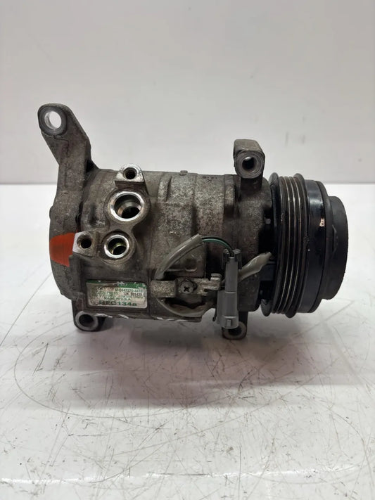 Compresor de aire acondicionado Chevrolet GMC Silverado Sierra Yukon 4.8 V8 LY2 447220-4416