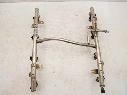 Riel inyector Vauxhall Monaro 6.0 gasolina LS2 364CUV8 12589180 0280158049