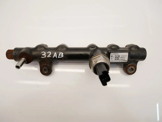 Tubo de raíl Opel Movano 2.2 D DW12RUD 967430080