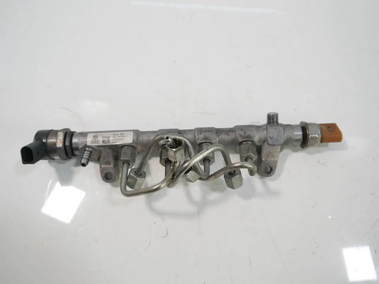 Tubo de ferrocarril Volkswagen Audi Skoda A3 Superb CC 2.0 TDI CFFB CFF 03L130089J