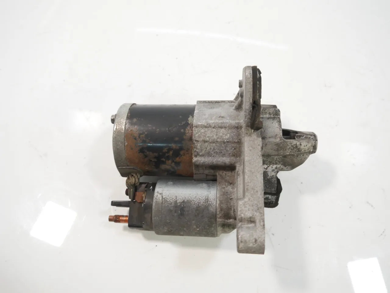 Motor de arranque Nissan Qashqai Juke 1,2 DIG-T HRA2DDT H5FT 23300-4979R