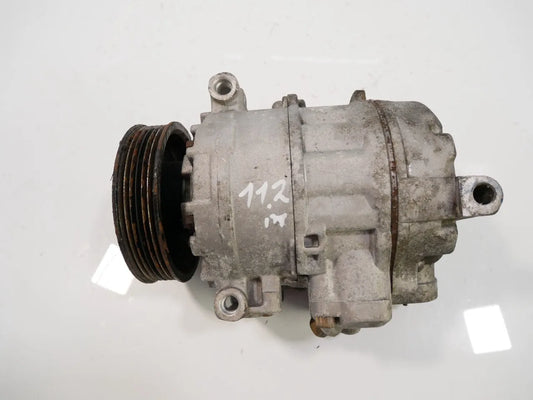 Compresor de aire acondicionado Volkswagen Audi Seat Passat Ibiza 1.6 TDI CAYC CAY 5N0820803H