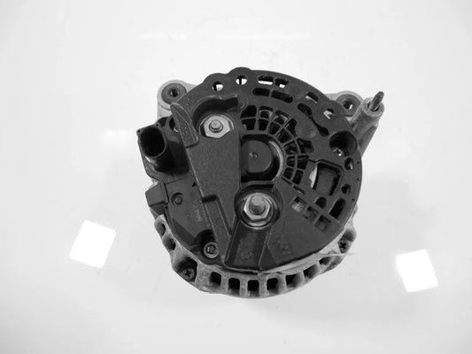 Alternador Volkswagen Audi Seat Passat A3 Ibiza 1.6 TDI CAYC CAY 0986081160