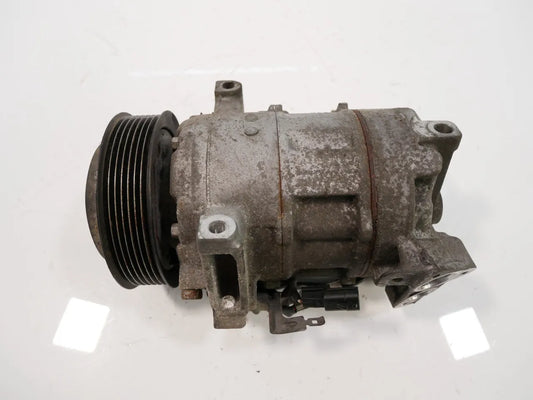 Compresor de aire acondicionado Nissan Qashqai MK2 1.3 DIG-T HR13 HR13DDT 447140-7100