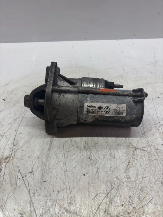 Motor de arranque Dacia Renault Sandero Clio IV 1.5 dCi K9K612 K9K 233003329R