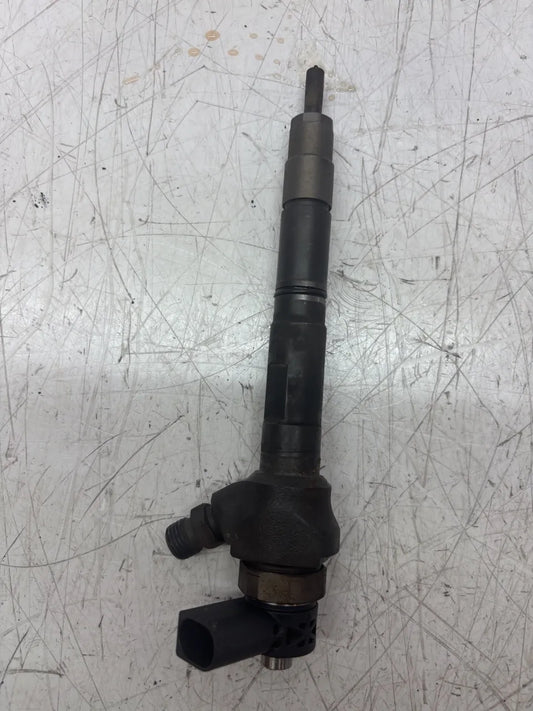 Inyector Volkswagen Audi Seat Skoda Golf VII A3 Leon 1.6 TDI CLHA CLH 04L130277G