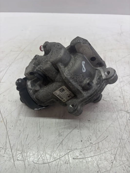 Bomba de alta presión Volkswagen Audi Seat Skoda Golf VII A3 1.6 TDI CLHA CLH 04L130755D