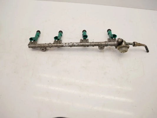 Rail de inyectores Toyota RAV-4 MK3 2.0 4WD 1AZ-FE 1AZ 23250-28080