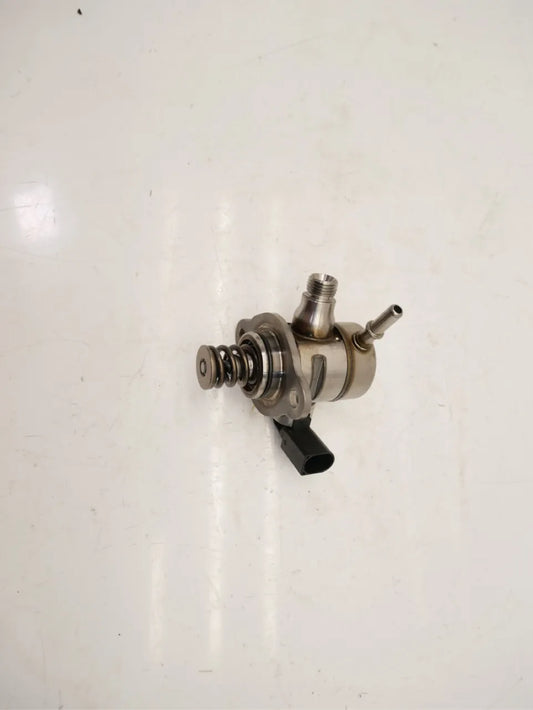 Bomba de combustible Audi Cupra Volkswagen A3 Q3 Golf 1.5 TFSI DFYA DFY 05E127027J
