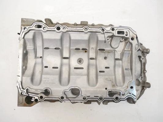 Parte superior del cárter de aceite Audi Volkswagen A3 Golf Passat 2.0 TFSI CBFA CBF 06J103603T