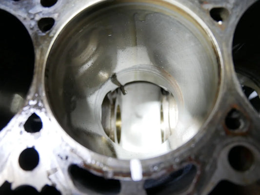 Bloque motor Defectuoso Audi Volkswagen A3 Golf VI Jetta 2.0 TFSI TSI CFBA CBF 06H103021J