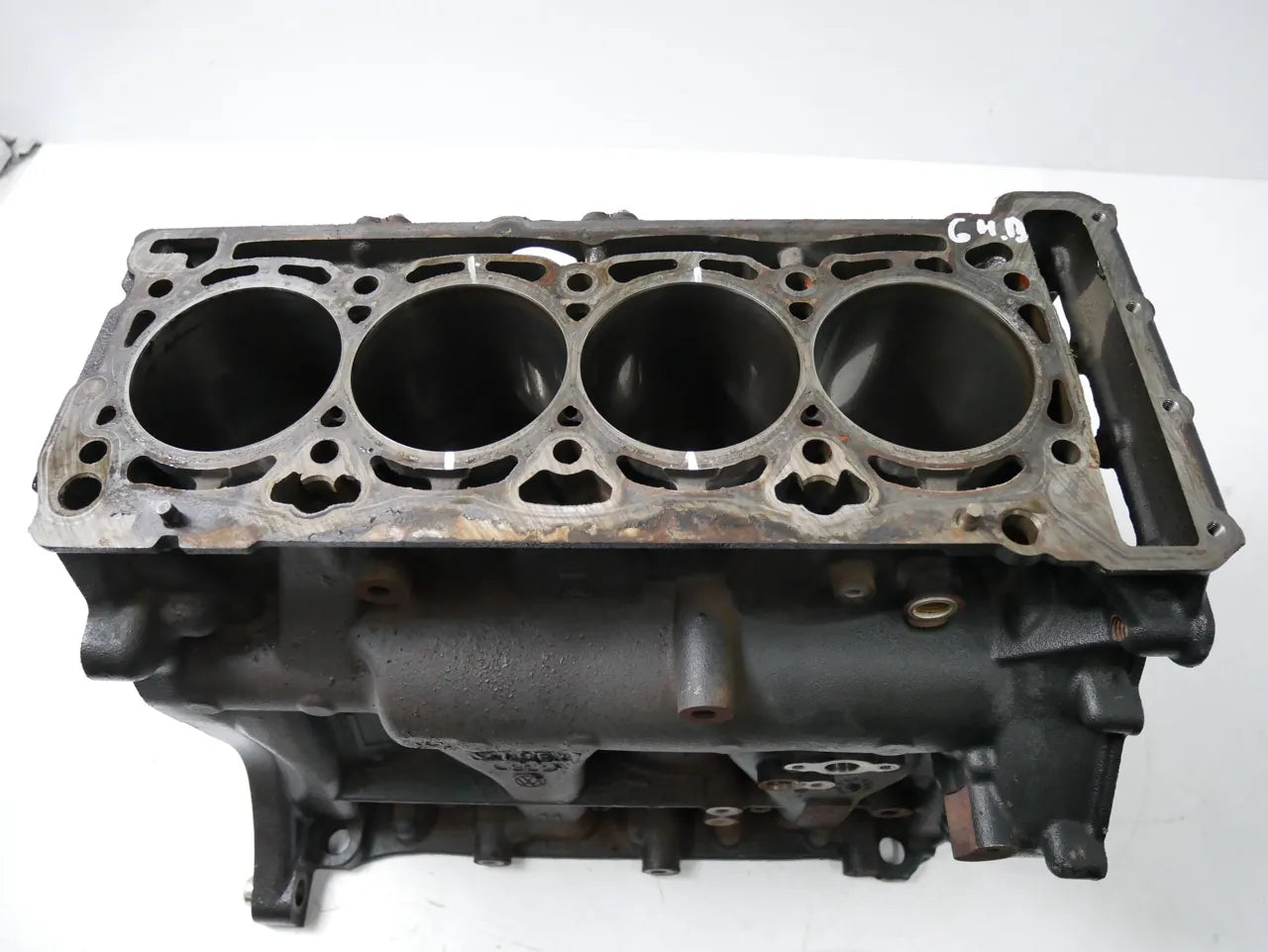 Bloque motor Defectuoso Audi Volkswagen A3 Golf VI Jetta 2.0 TFSI TSI CFBA CBF 06H103021J