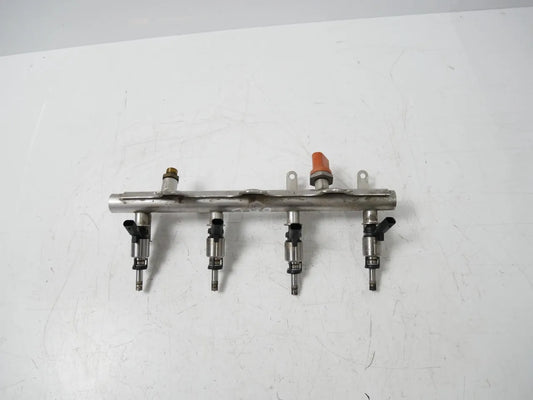 Rampa inyectora Audi Volkswagen A3 Golf VI Jetta 2.0 TFSI TSI CFBA CBF 06J133317M