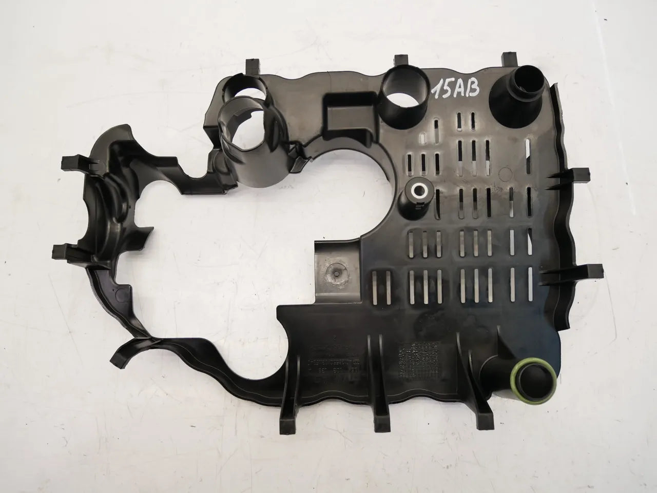 Placa deflectora Volkswagen Tiguan 2.0 TSI 4motion DTEA DTE 06K103138Q