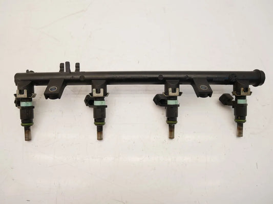 Rail de inyectores Renault Clio 2.0 Sport F4R830 F4R 8200053030