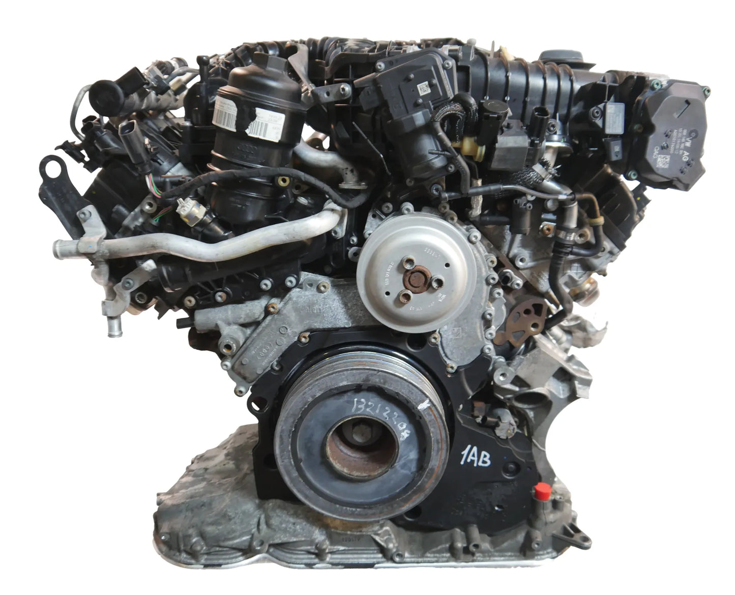Motor Audi A6 C8 A7 3.0 TDI DDVB DDV 059100040K