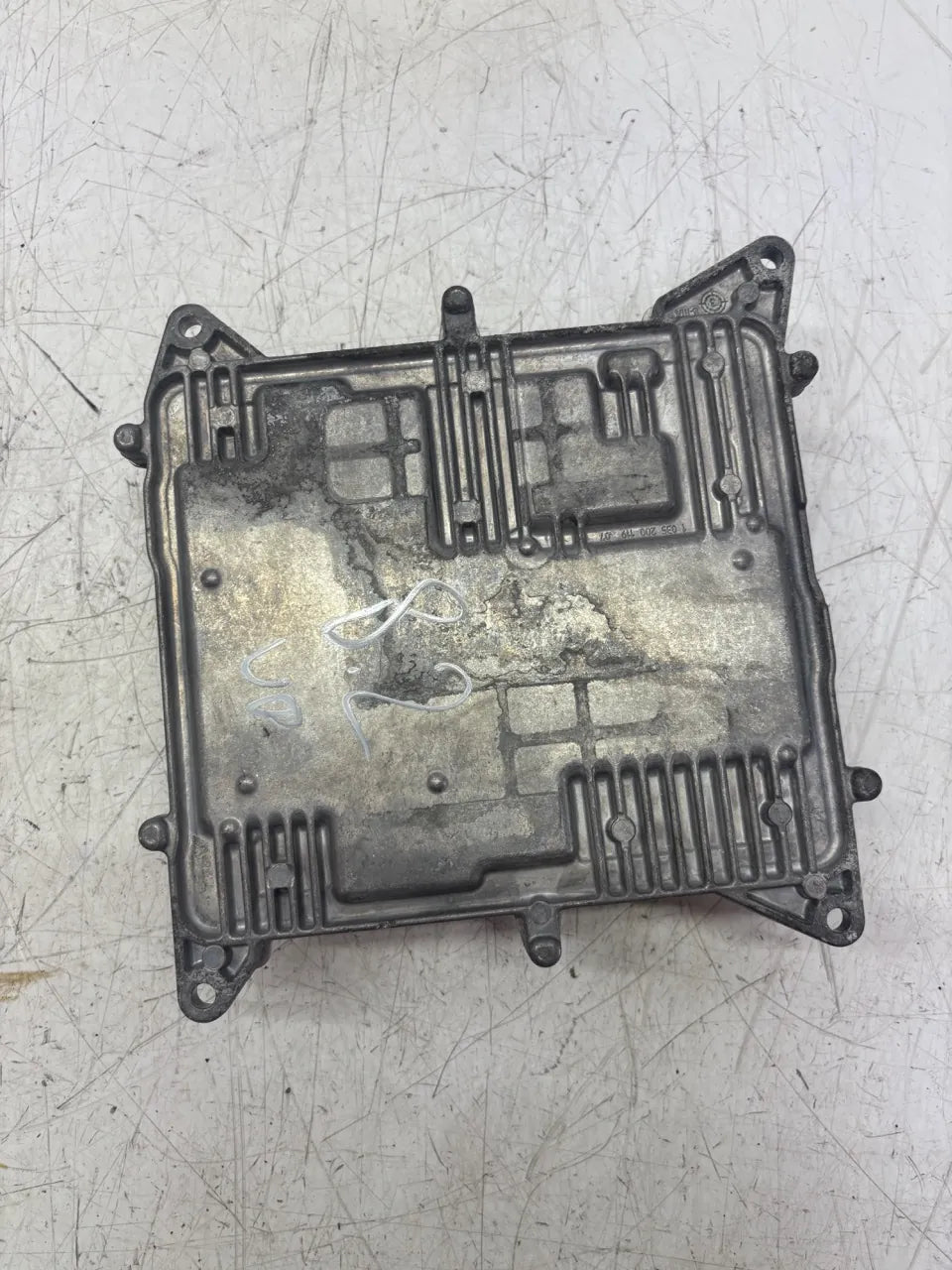 Unidad de control BMW Serie 3 F30 F31 F34 2.0 328i N26B20A N26 8631689