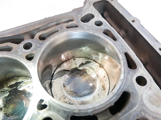 Bloque motor cigüeñal accionamiento Audi A4 B8 A5 A6 C7 2.0 TFSI CAED CAE 06H103021L