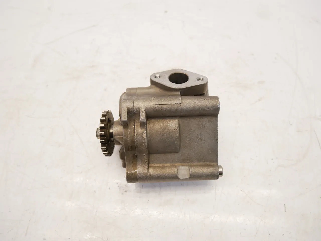 Bomba de aceite Ford Mustang Coupe Convertible 2.3 EcoBoost N48H N48 F2GE-6600-AA