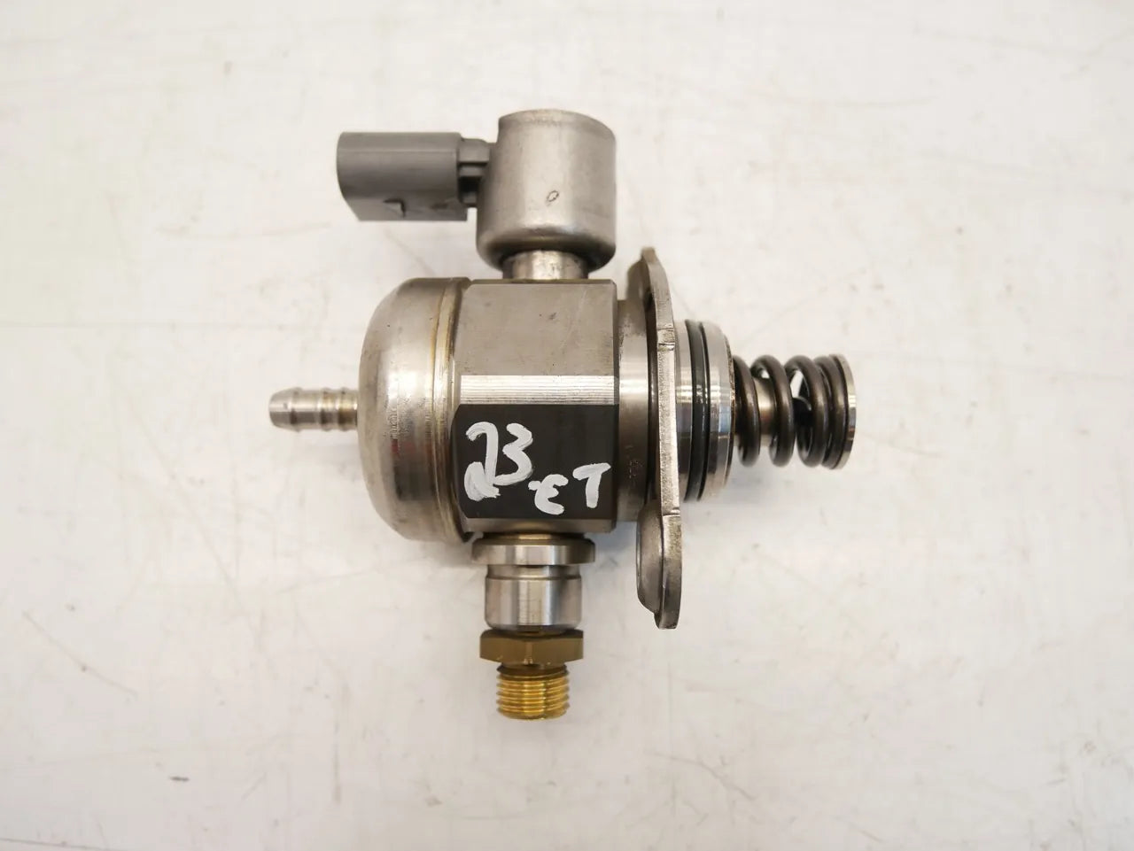 Bomba de combustible Audi Volkswagen A3 Passat 2.0 TFSI CCTA CCT 06H127025N