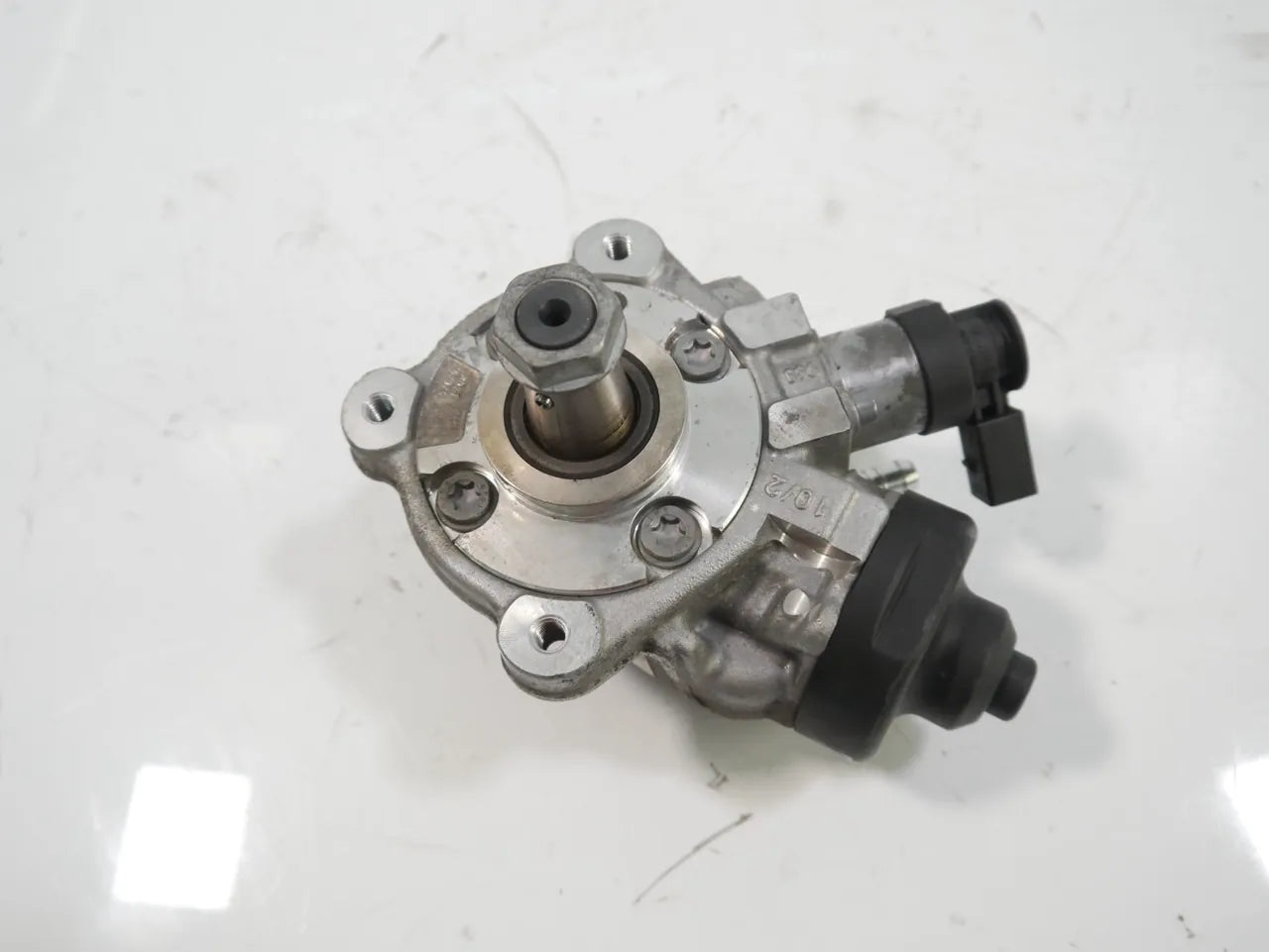 Bomba de alta presión Volkswagen Skoda Scirocco 2.0 TDI CBDB CBD 03L130755 0445010507