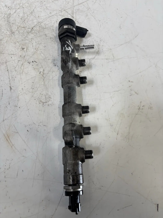 Tubo de raíl Land Rover L538 2.0 D 204DTD AJ20D4 G4D3-9D280-AA