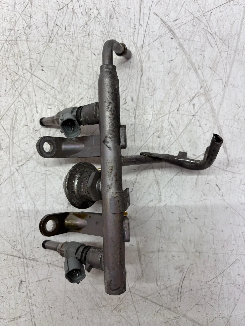 Riel inyector Toyota Subaru 2.0 gasolina FA20D FA20 16611-JB000