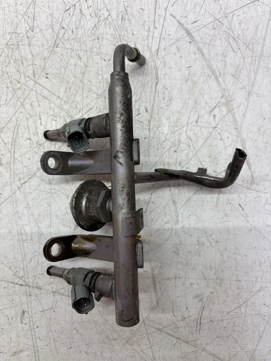 Riel inyector Toyota Subaru 2.0 gasolina FA20D FA20 16611-JB000