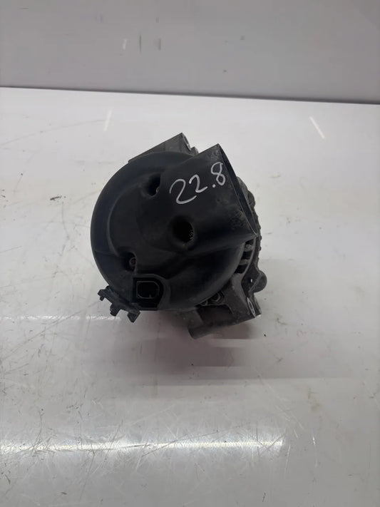 Alternador BMW Serie 7 F01 F02 F03 F04 4.4 750i N63B44B N63 7606628