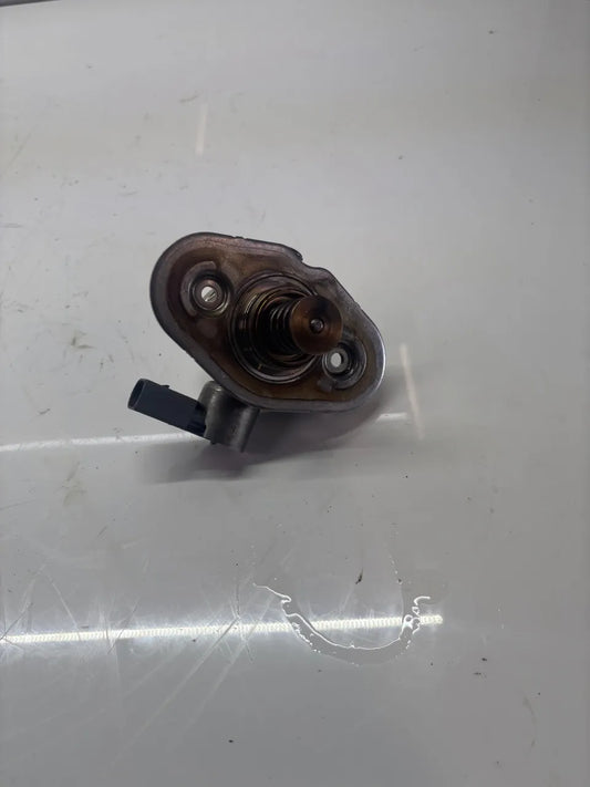 Bomba de combustible BMW Serie 7 F01 F02 F03 4.4 750i N63B44B N63 7599865