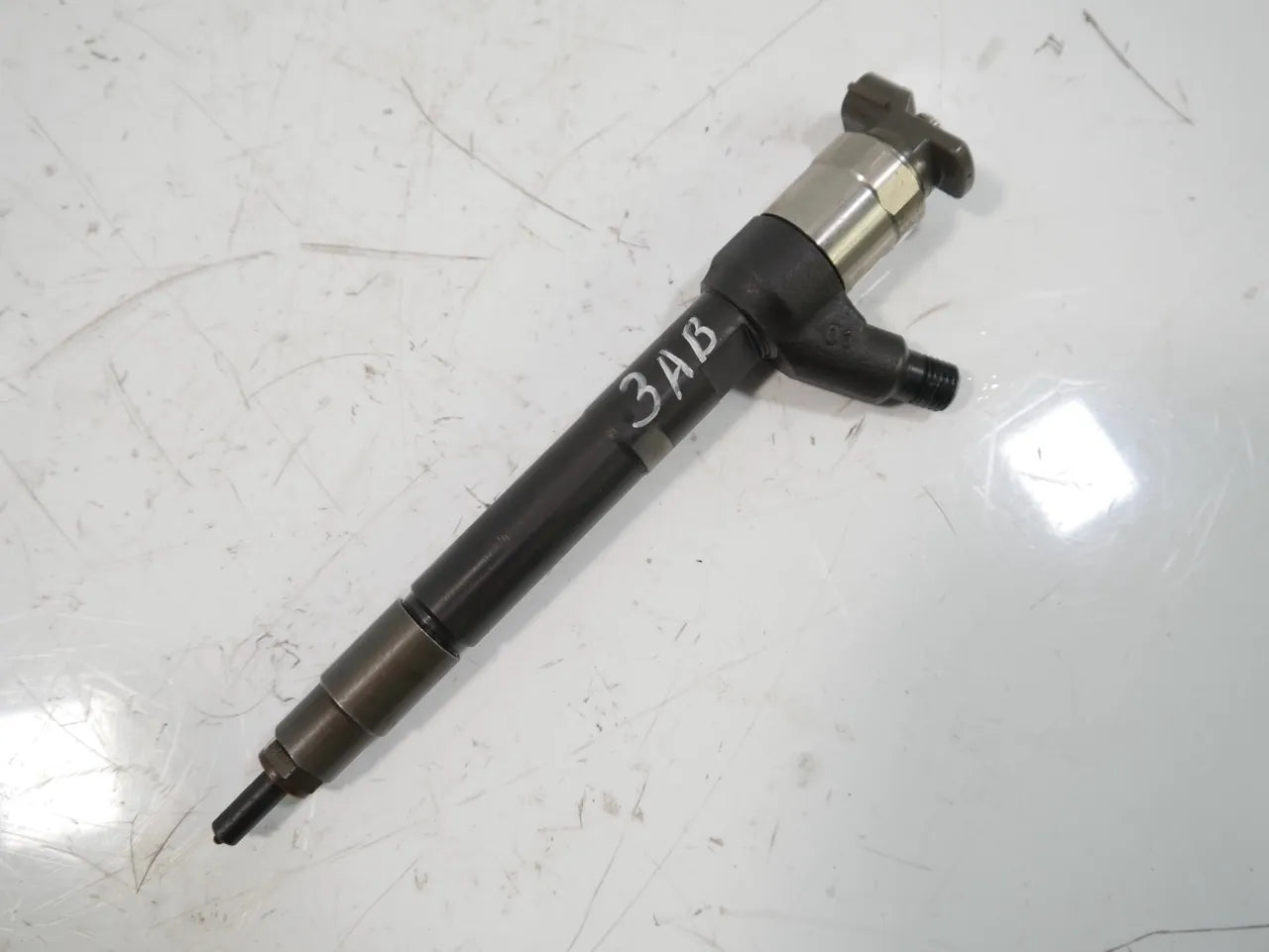 Inyector boquilla de inyección Opel Vauxhall Astra K 1.6 CDTi B16DTH LVL 55570012