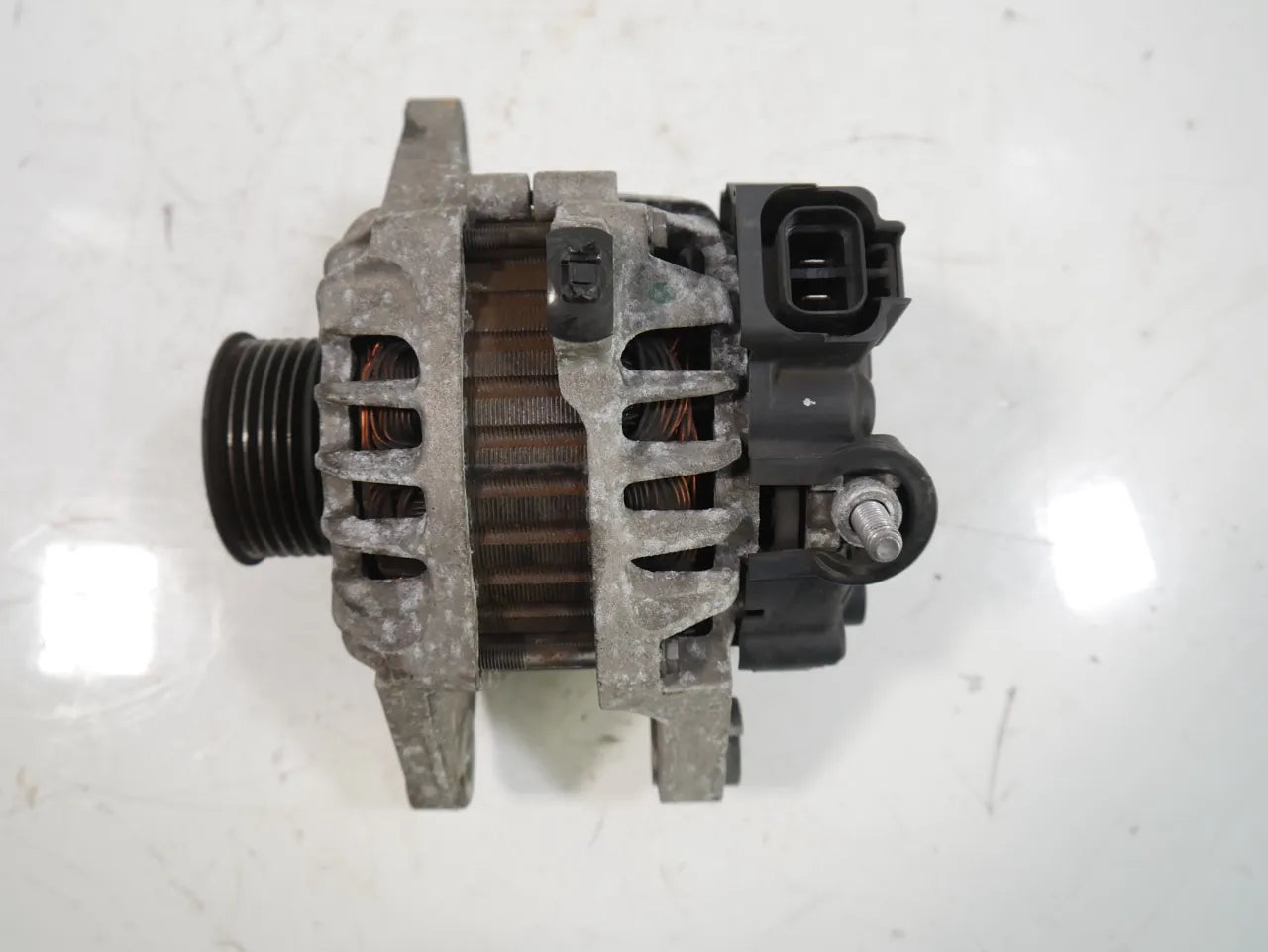 Alternador Hyundai I30 i30 1,6 G4FC 373002B101