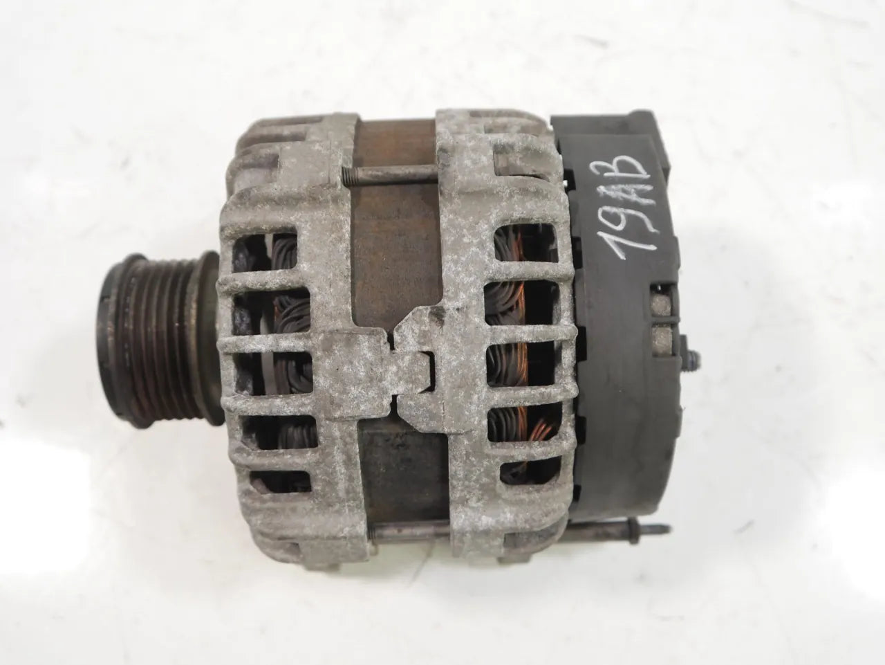Alternador Audi Seat Skoda Volkswagen A3 Alhambra Superb Passat 2.0 TDI CFFB CFF