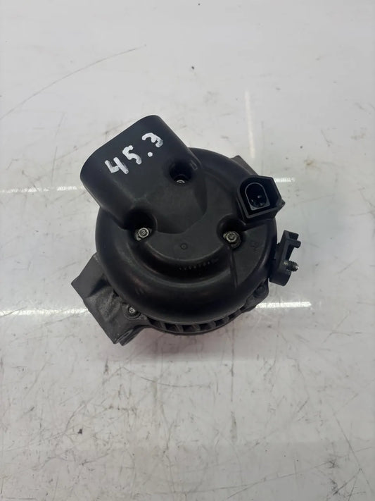 Alternador BMW Serie 5 F07 F10 4.4 550i xDrive N63B44B N63 7606628