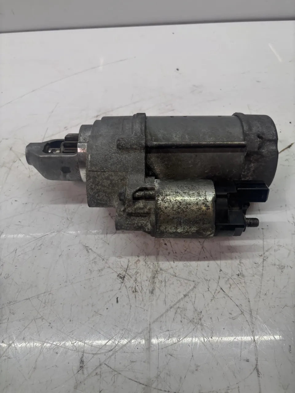 Motor de arranque Motor de arranque BMW Serie 5 F07 F10 4.4 550i xDrive N63B44B N63 7612815