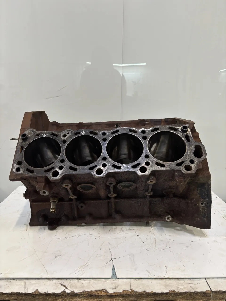 Bloque de motor Defectuoso Toyota Tundra 4.7 gasolina V8 2UZ 2UZ-FE 1140159676