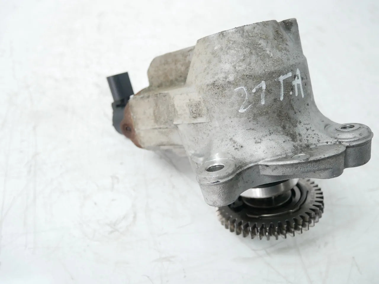 Bomba de alta presión Ford Transit FDD 2.0 EcoBlue YLF6 GK2Q-9B395-AA