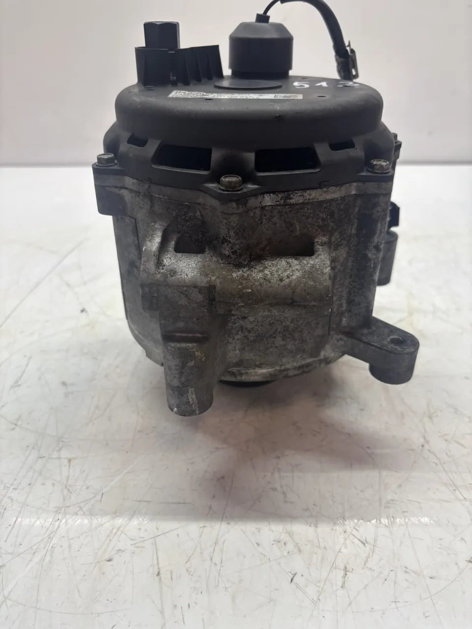 Alternador Porsche Cayenne 92A 4.8 Turbo M48.52 M48 48.52 94860302300
