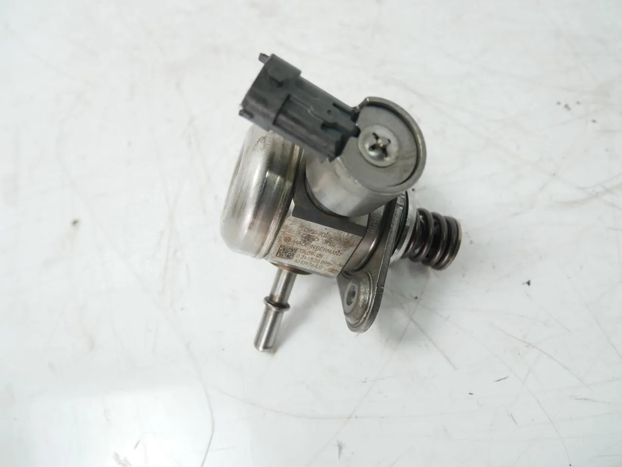 Bomba de combustible Ford Fiesta 1.0 EcoBoost SFJA CM5G-9D376-GA 0261520095