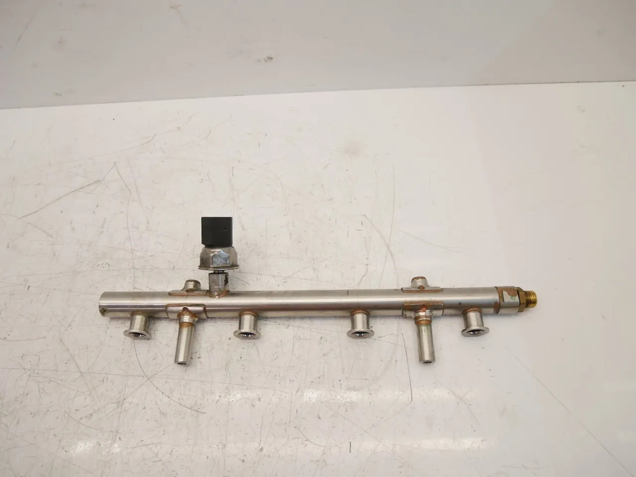 Rampa inyectora Volkswagen Altlas CA1 2.0 TSI DCGA DCG CHH 06K133317AA